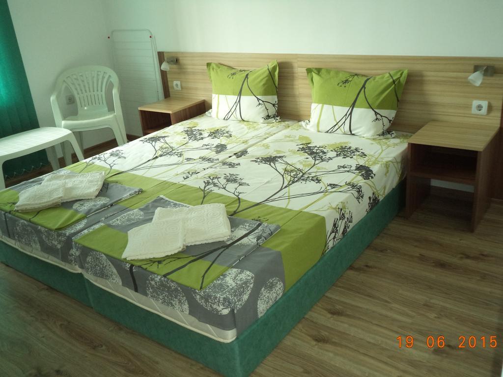 Sveti Georgi Guest House Sozopol Room photo