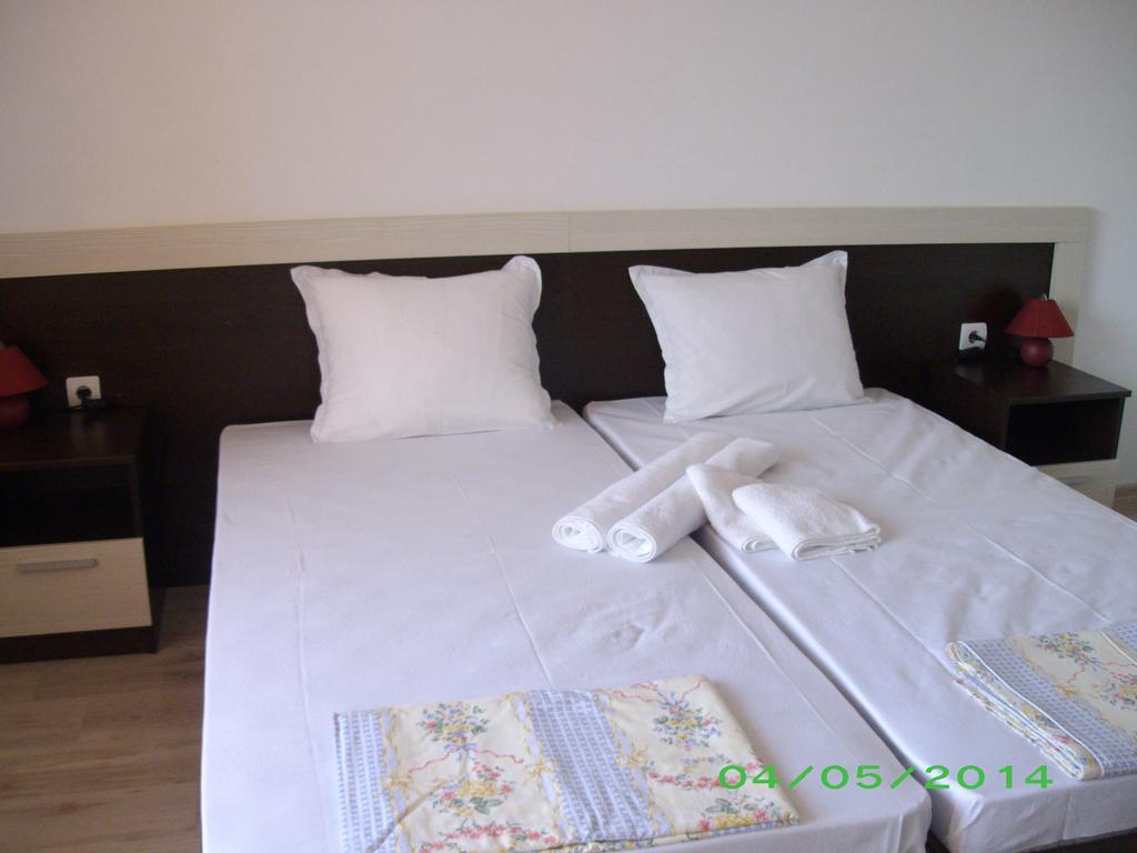Sveti Georgi Guest House Sozopol Exterior photo
