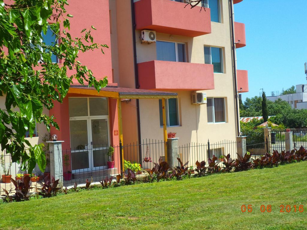 Sveti Georgi Guest House Sozopol Exterior photo
