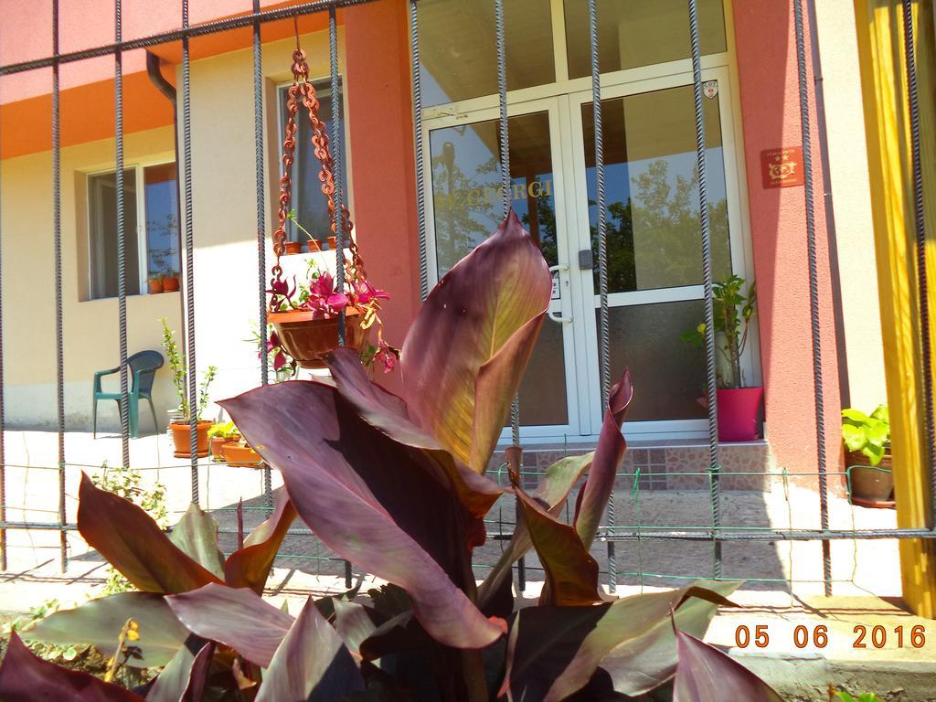 Sveti Georgi Guest House Sozopol Exterior photo