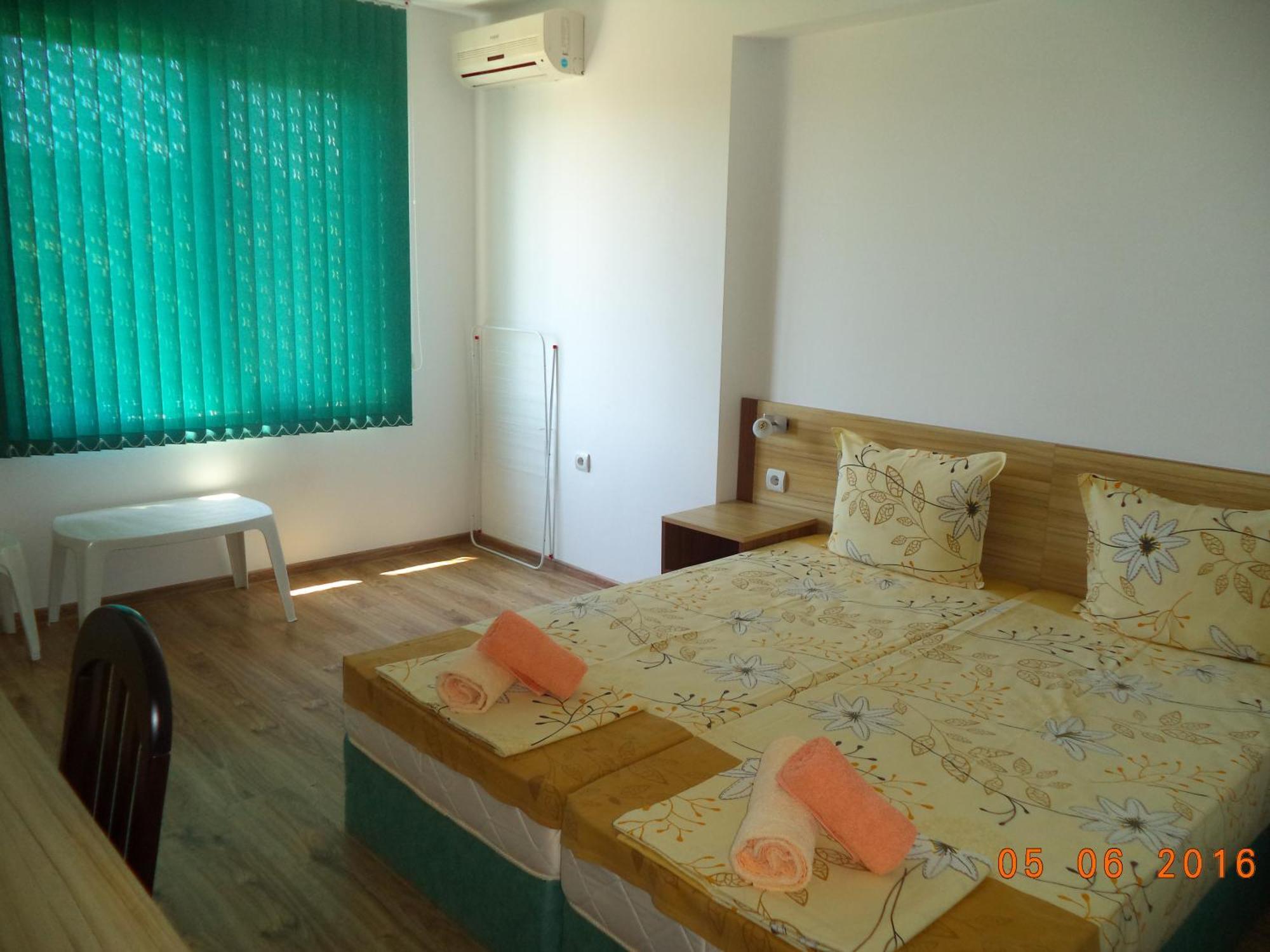 Sveti Georgi Guest House Sozopol Exterior photo